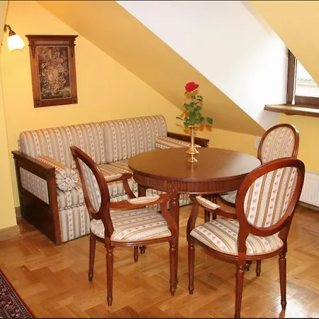 Frühstückspension Rezydencja Waksman 3*